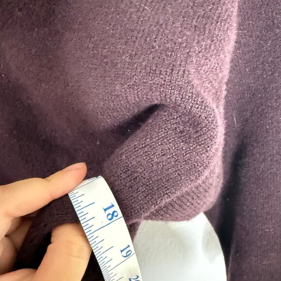 Christian Dior Turtleneck Women’s Sweater - Picture 6 of 6